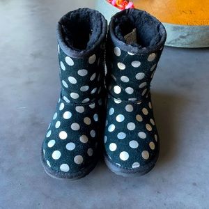 Girls ugg boots